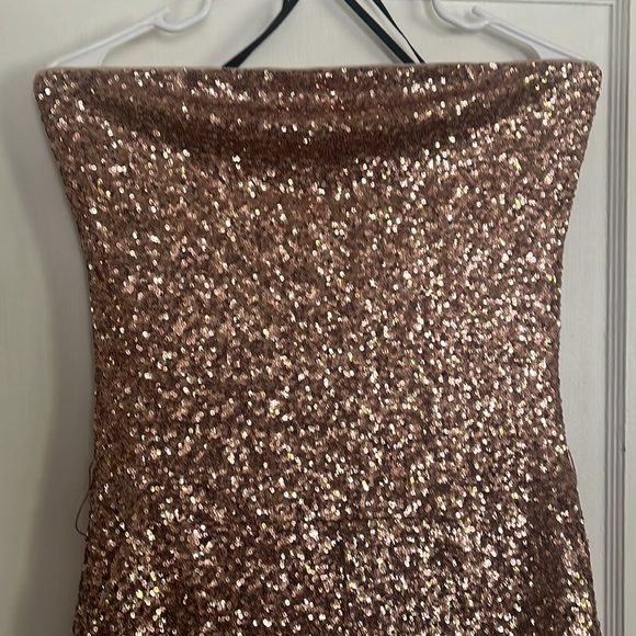 Bebe - Picture 3 of 4